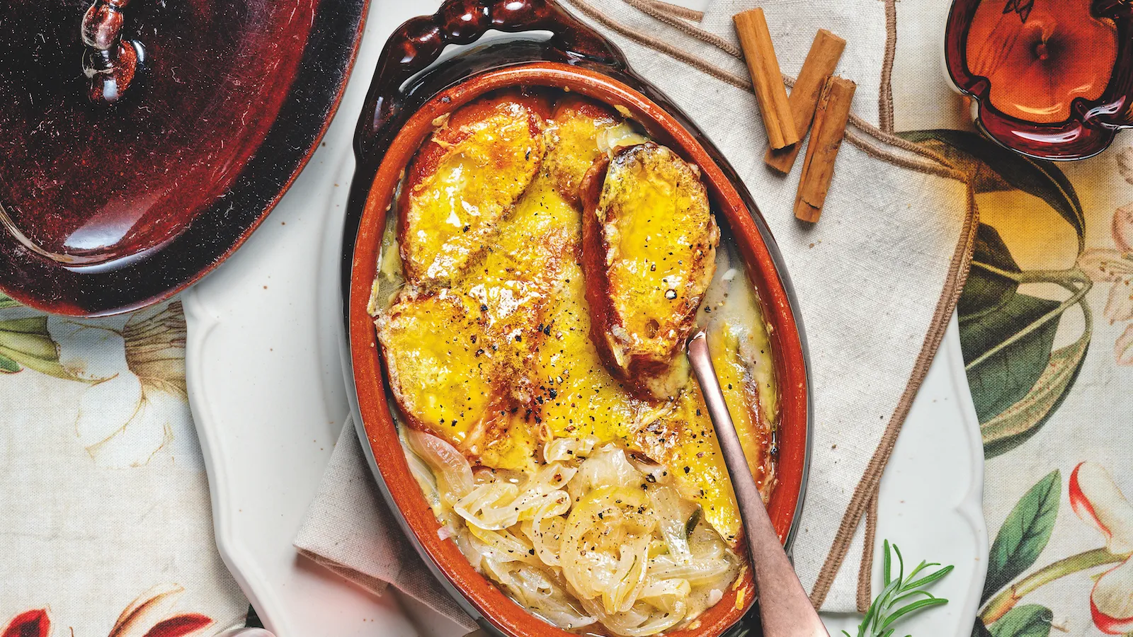 Zuppa di cipolle con Emmentaler