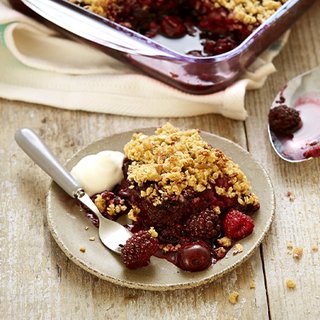Cherry berry crumble