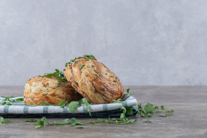 Булочки-«равлики» з рисом і грибами