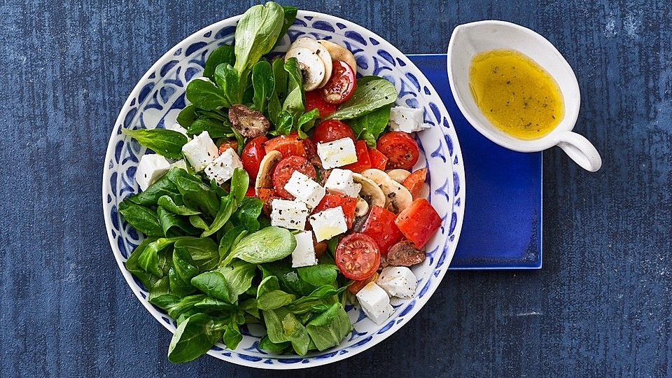 Kreta Feldsalat mit Schafskäse