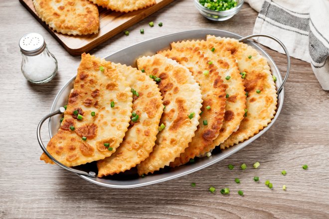 Чебуреки з лаваша в духовці