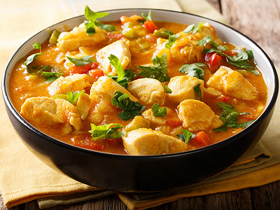 Poulet au curry et au lait de coco
